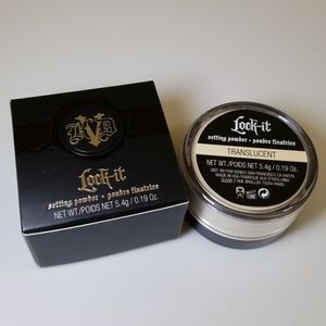 BNIB Kat Von D Lock It Setting Powder